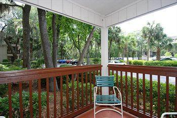Sands Village At Forest Beach By Hilton Head Accommodations Гілтон-Гед-Айленд Екстер'єр фото