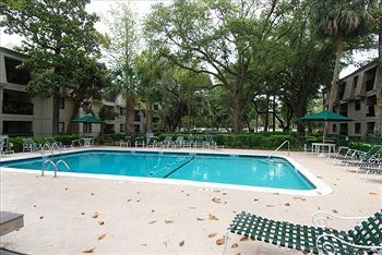 Sands Village At Forest Beach By Hilton Head Accommodations Гілтон-Гед-Айленд Екстер'єр фото
